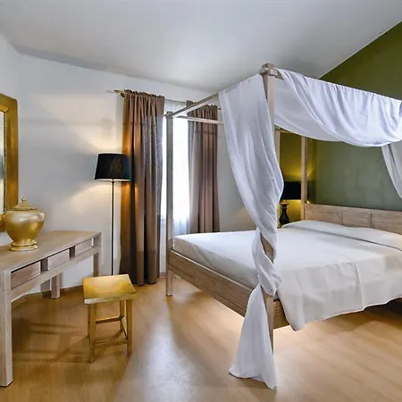 Otel Paradise Island