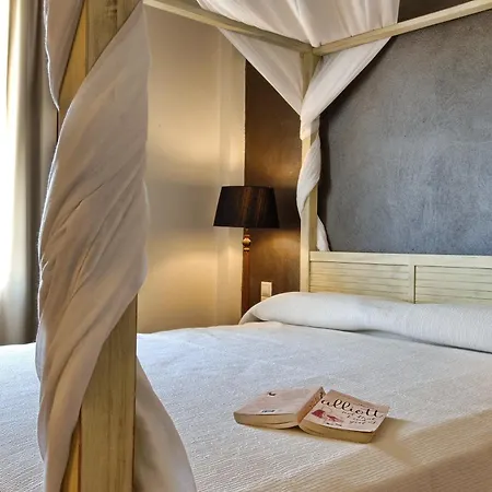 Paradise Island Hotel