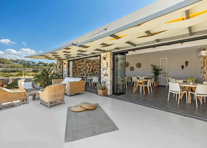 Ξενοδοχείο Paradise Island 5*